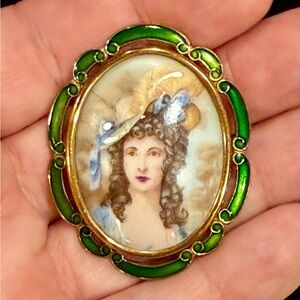 ANTIQUE 60s THOMAS MOTT BRASS EMERALD ENAMELED VICTORIAN LADY BROOCH PENDANT